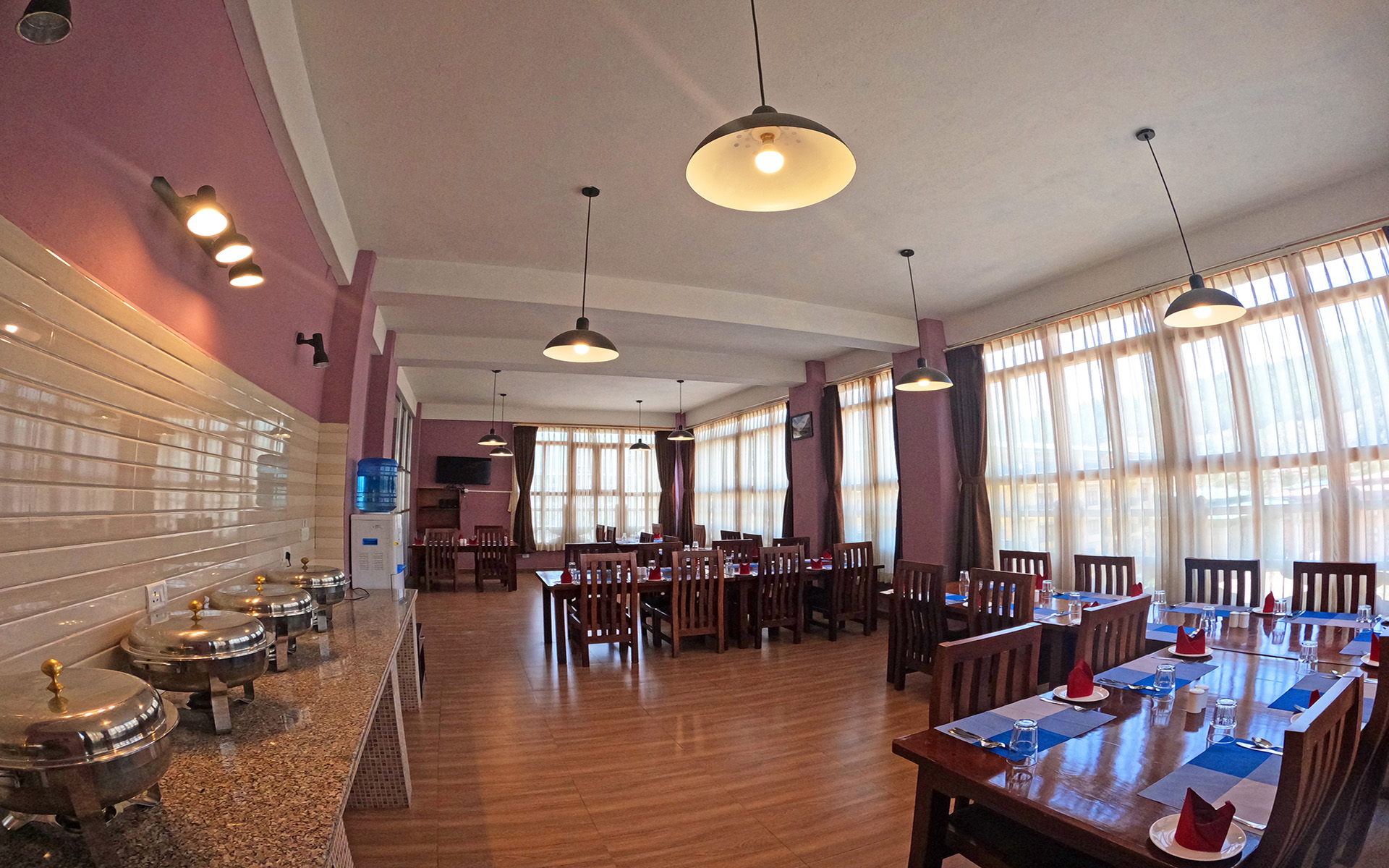 restaurant.jpg